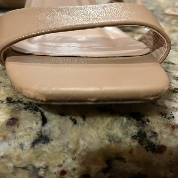 Women’s A New Day Shannon Heels, Size 7, Tan with Memory Foam Insole - Picture 4 of 7